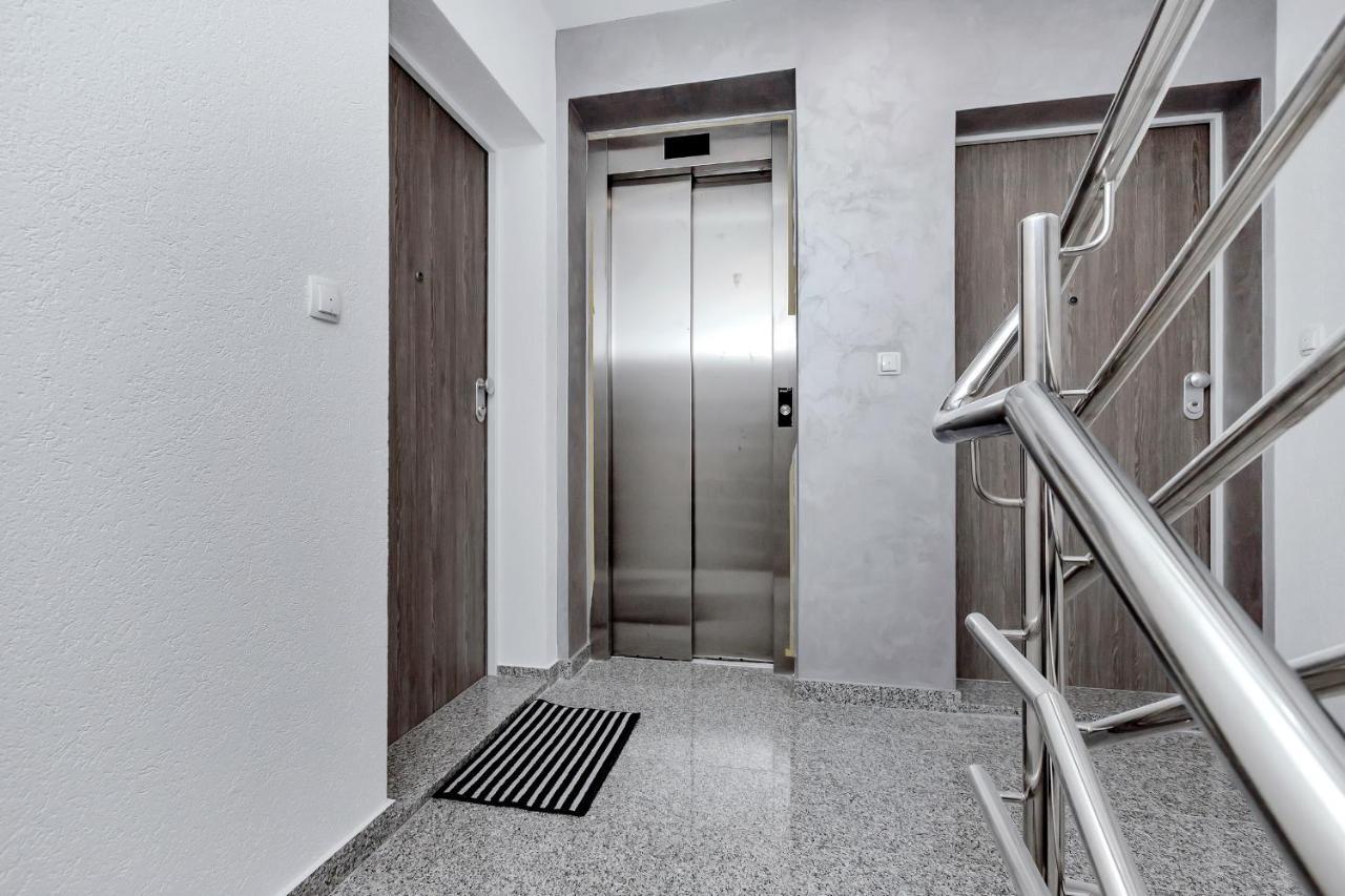 Luxury Apartment Macola Free Beach Parking Μακάρσκα Εξωτερικό φωτογραφία