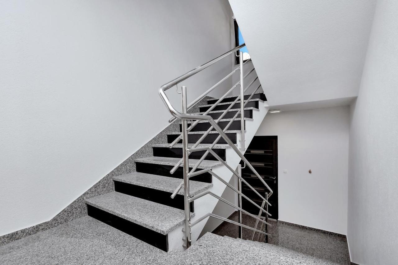 Luxury Apartment Macola Free Beach Parking Μακάρσκα Εξωτερικό φωτογραφία