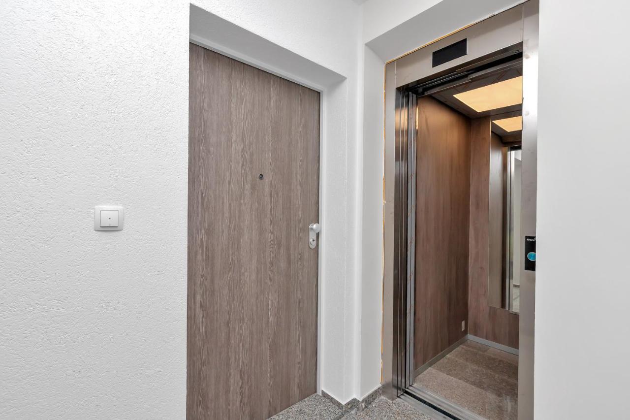 Luxury Apartment Macola Free Beach Parking Μακάρσκα Εξωτερικό φωτογραφία